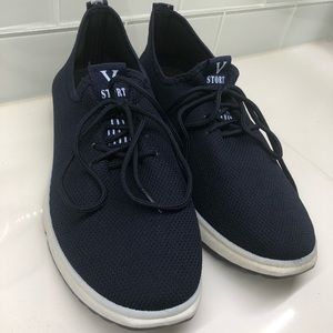 Men’s Athletic Shoes